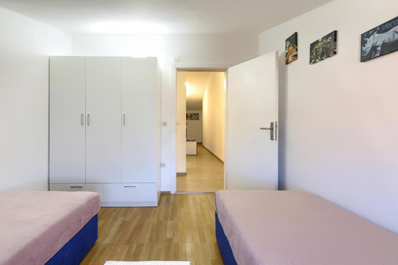 Homestay Пула Екстер'єр фото